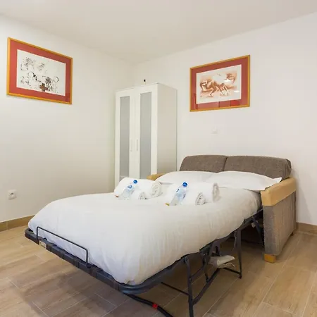 Cmg Porte De Chatillon Iv 公寓 *